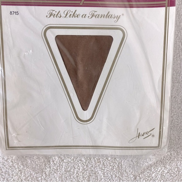 Vintage Hanes Silk Reflections Pantyhose In Mayfair NWT - Picture 4 of 5